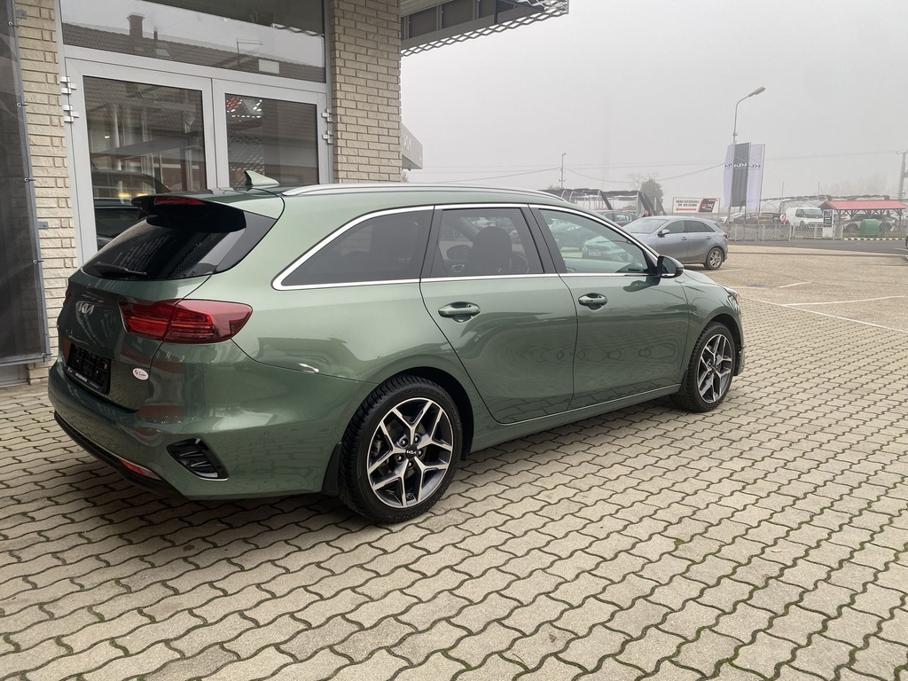 Kia Ceed SW 1.5T-GDI Fusion Plus A/T, Mo.-i, 1 Tulajdonos, Gyári garanciális,Vezetett szervizkönyv, Téli Nyári gumik!