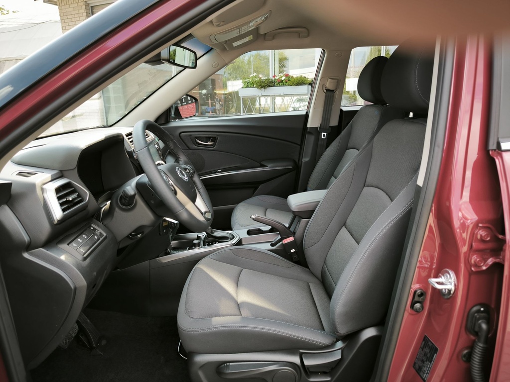 Ssangyong/KGM Tivoli 1.5 Turbo GDI Style AT- két zónás digit klíma