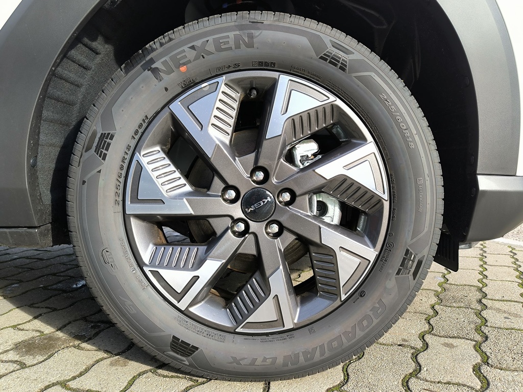 Ssangyong/KGM Torres HEV J140 Premium AT+VEA 360° kamera + ISN Naptető