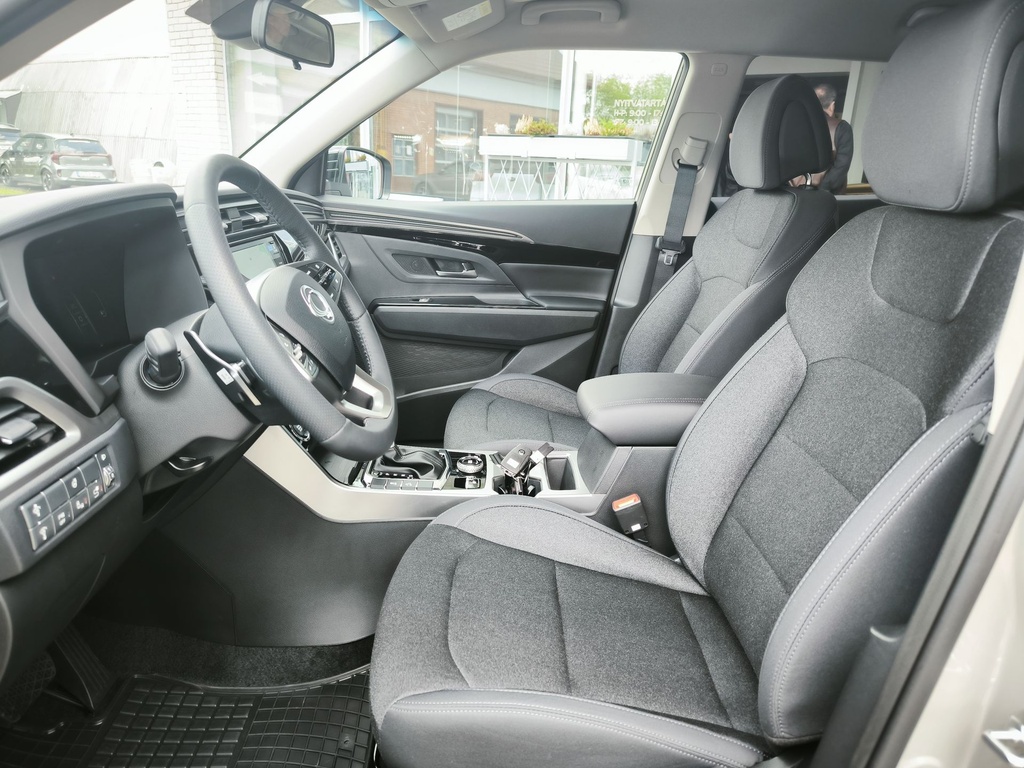 Ssangyong/KGM Korando 1.5 Turbo GDI Smart Plus AT Black Pack ACC