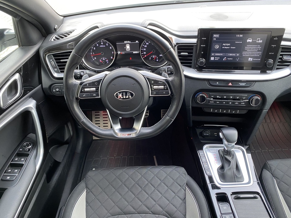 Kia Proceed GT Line PRO1.4 T-GDI, DCT, Mo.i, 1 Tulajdonos, Gyári garanciális,Gyári fényezés,  Vezetett szervizkönyv,  Téli-Nyári gumik.