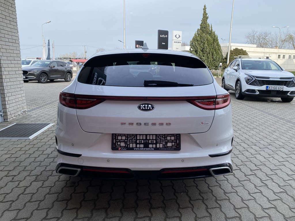 Kia Proceed GT Line PRO1.4 T-GDI, DCT, Mo.i, 1 Tulajdonos, Gyári garanciális,Gyári fényezés,  Vezetett szervizkönyv,  Téli-Nyári gumik.