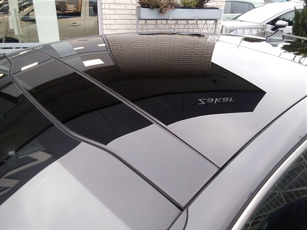 KIA PROCEED 2024 ULTIMATE EDITION PLUS + ADA CSOMAG + NAPTETŐ + AUTOMATA