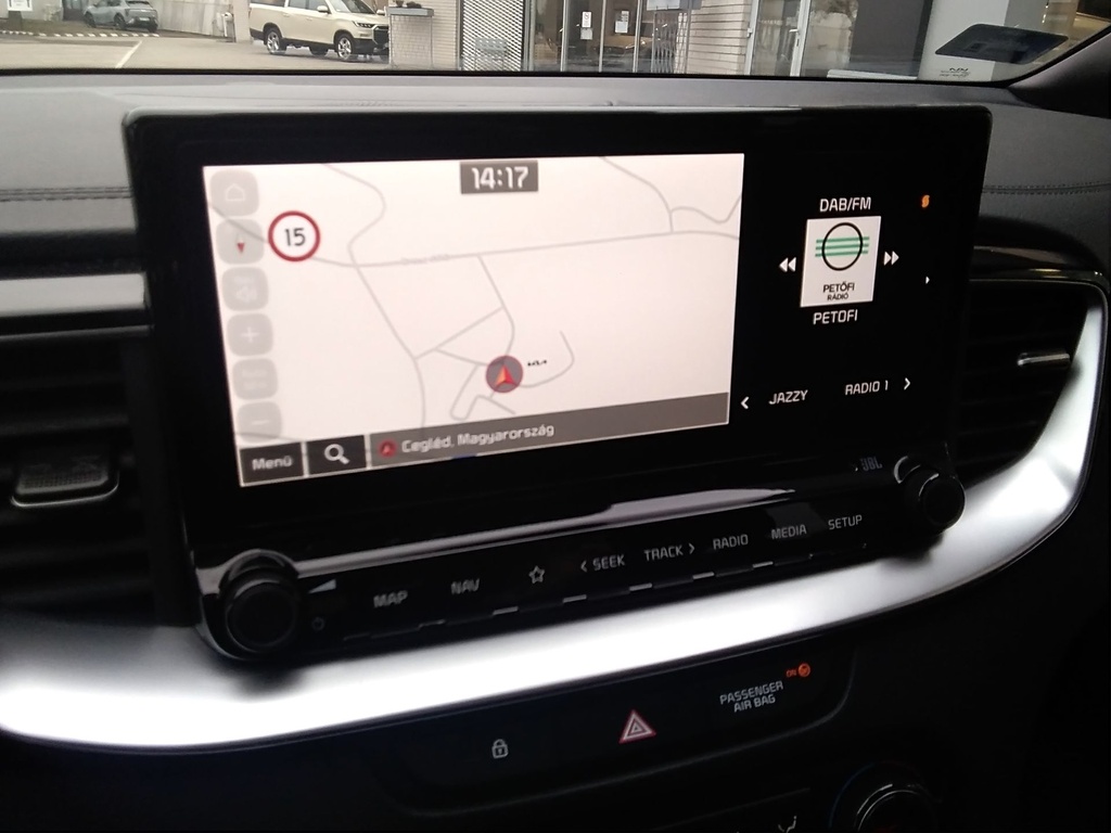 KIA PROCEED 2024 ULTIMATE EDITION PLUS + ADA CSOMAG + NAPTETŐ + AUTOMATA