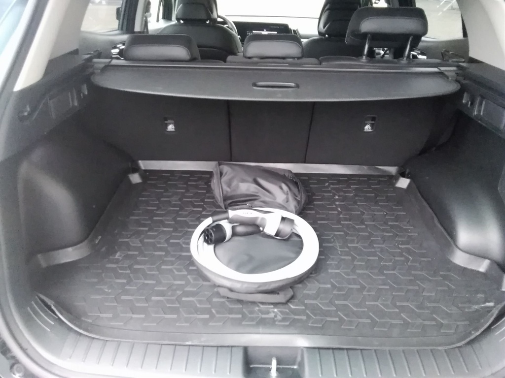 KIA SPORTAGE 2024 PHEV PLATINUM + EXCLUSIVE CSOMAG + DWP CSOMAG + NAPTETŐ + AUTOMATA