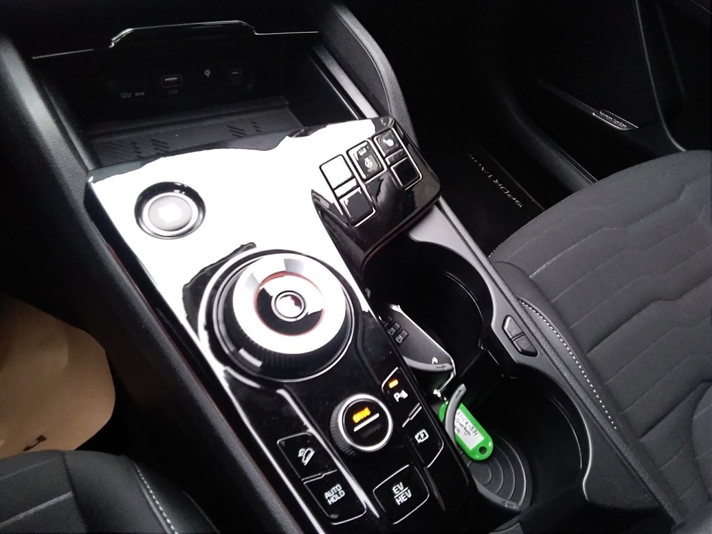 KIA SPORTAGE 2024 PHEV PLATINUM + EXCLUSIVE CSOMAG + DWP CSOMAG + NAPTETŐ + AUTOMATA