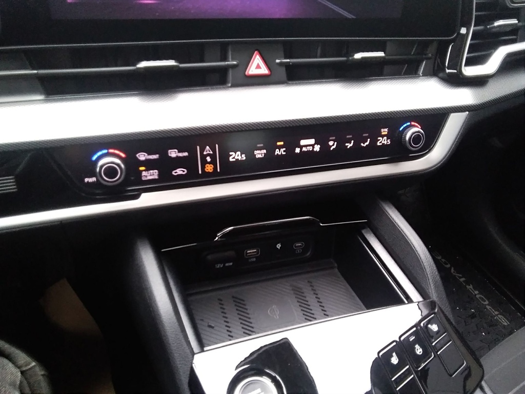 KIA SPORTAGE 2024 PHEV PLATINUM + EXCLUSIVE CSOMAG + DWP CSOMAG + AUTOMATA