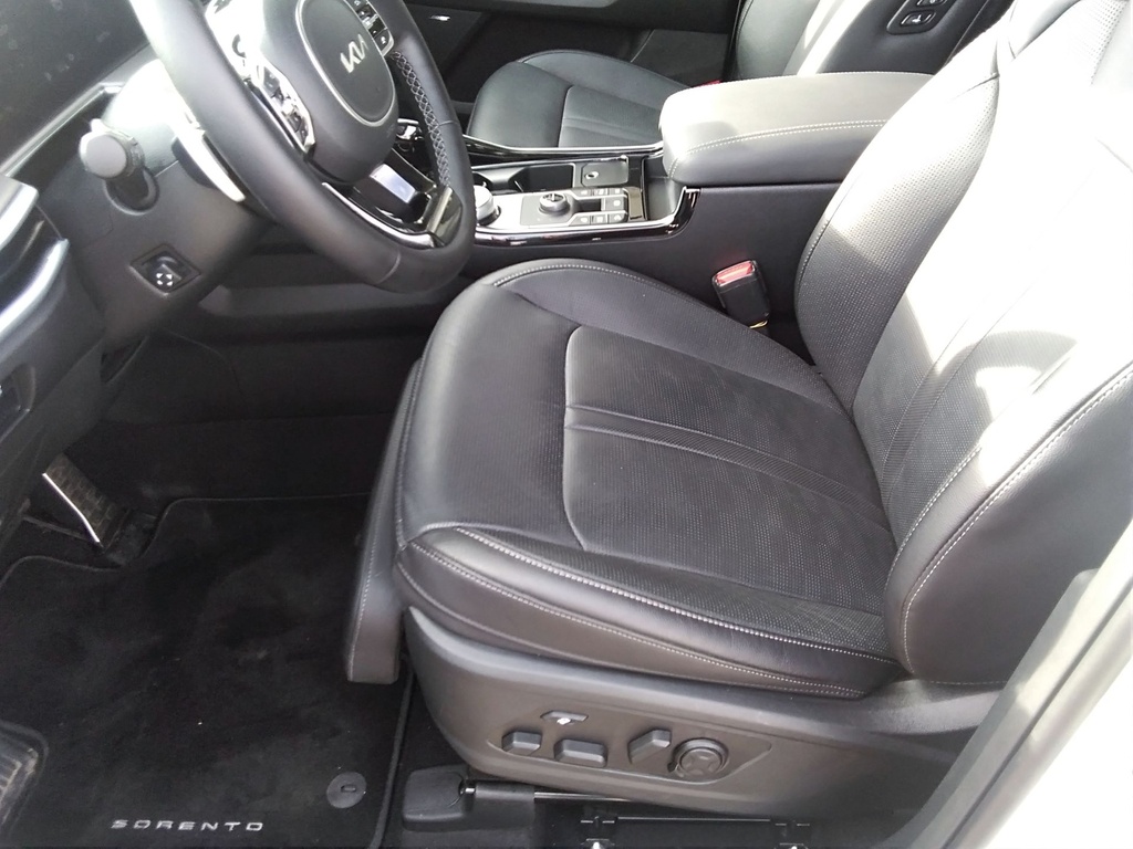 KIA SORENTO PHEV 2024 KRYPTONITE + BÖR + NAPTETŐ + DIGITAL CSOMAG + RELAX CSOMAG