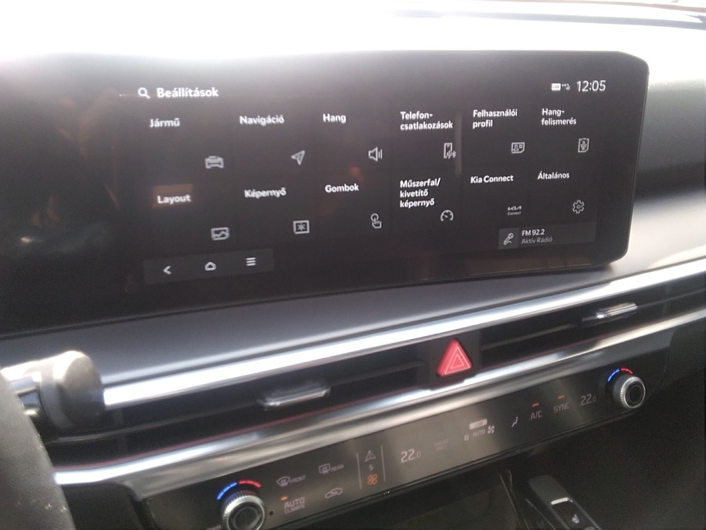 KIA SORENTO HEV 2024 KRYPTONITE + NAPPABÖR + RELAX CSOMAG + NAPTETŐ