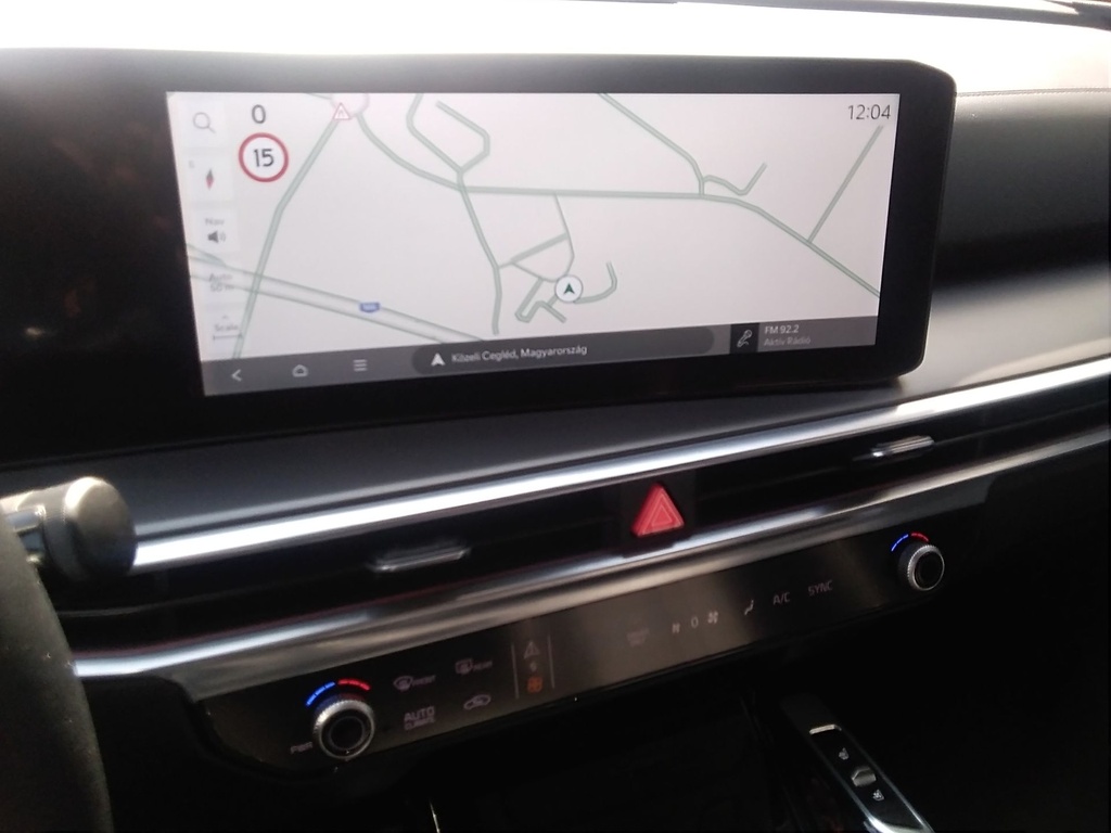 KIA SORENTO HEV 2024 KRYPTONITE + NAPPABÖR + RELAX CSOMAG + NAPTETŐ