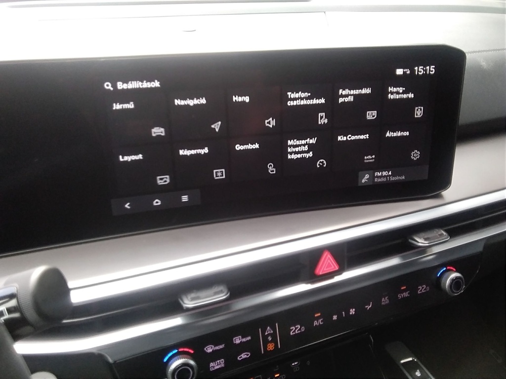 KIA SORENTO 2024 KRYPTONITE + NAPTETŐ + DIGITAL + RELAX CSOMAG + BŐR + 4*4