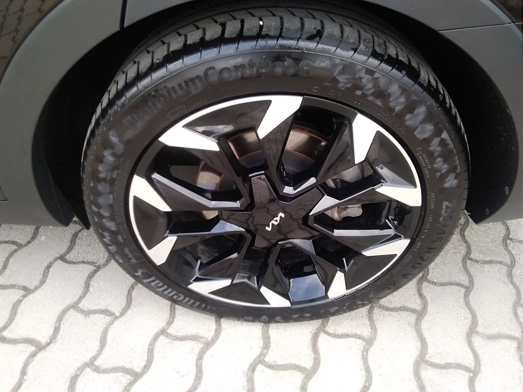 KIA SORENTO 2024 KRYPTONITE + NAPTETŐ + DIGITAL + RELAX CSOMAG + BŐR + 4*4