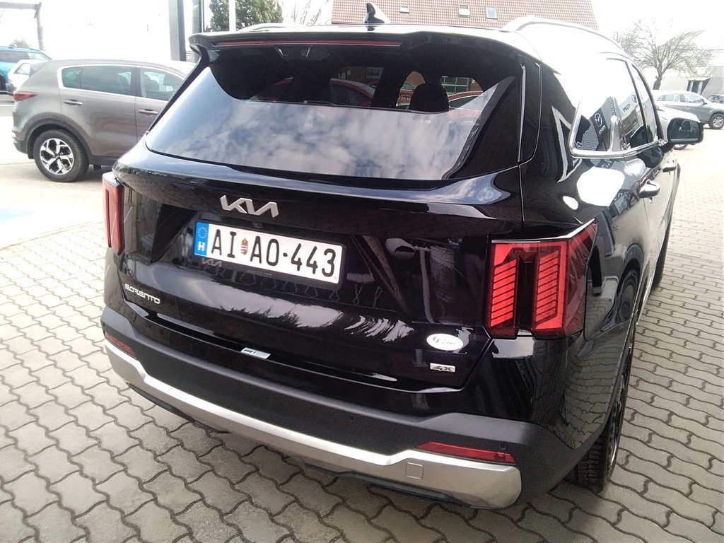 KIA SORENTO 2024 KRYPTONITE + NAPTETŐ + DIGITAL + RELAX CSOMAG + BŐR + 4*4