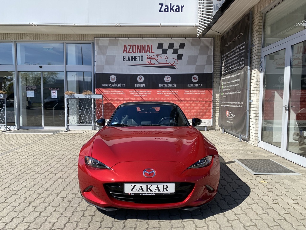 Mazda MX-5 1.5i G130 Revolution. Mo.-i, Gyári fényezés, Vezetett szerviz előélet!