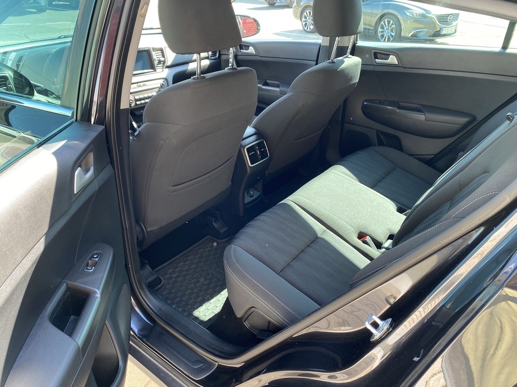 Kia Sportage 1.6 GDI Silver, Mo.-i, 2 tulajdonos, Gyári fényezés, Vezetett szervizkönyv.    