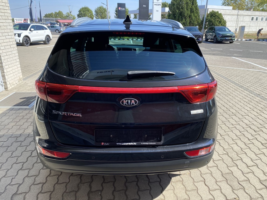 Kia Sportage 1.6 GDI Silver, Mo.-i, 2 tulajdonos, Gyári fényezés, Vezetett szervizkönyv.    