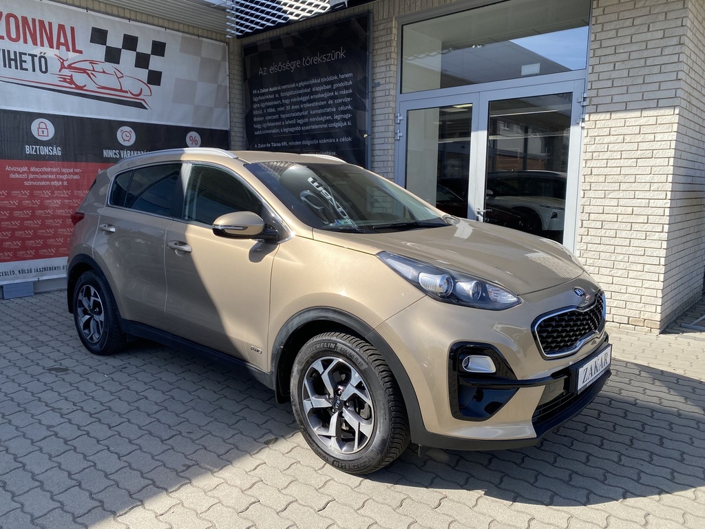 Kia Sportage 1.6 T-GDI Silver 4WD A/T, Mo.-i, 2 tulajdonos, Gyári fényezés, Vezetett szervizkönyv.     