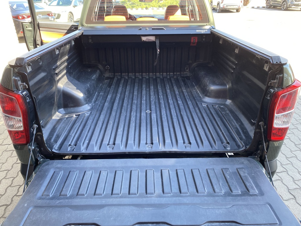 Ssangyong/KGM Musso Grand 2.2e-XDI Premium Plus + Automata + AWD 