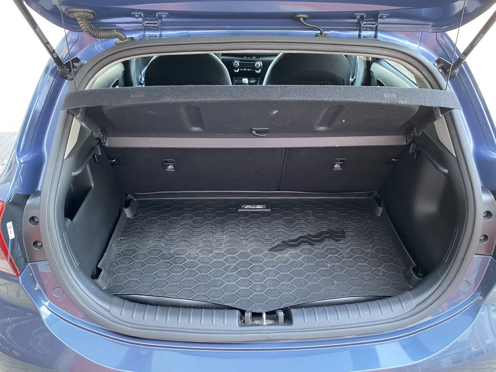 Kia Rio 1.0 T-GDI Platinum, Mo.-i, 1 Tulajdonos, Gyári fényezés, Gyári garanciális, Téli-Nyári gumik.