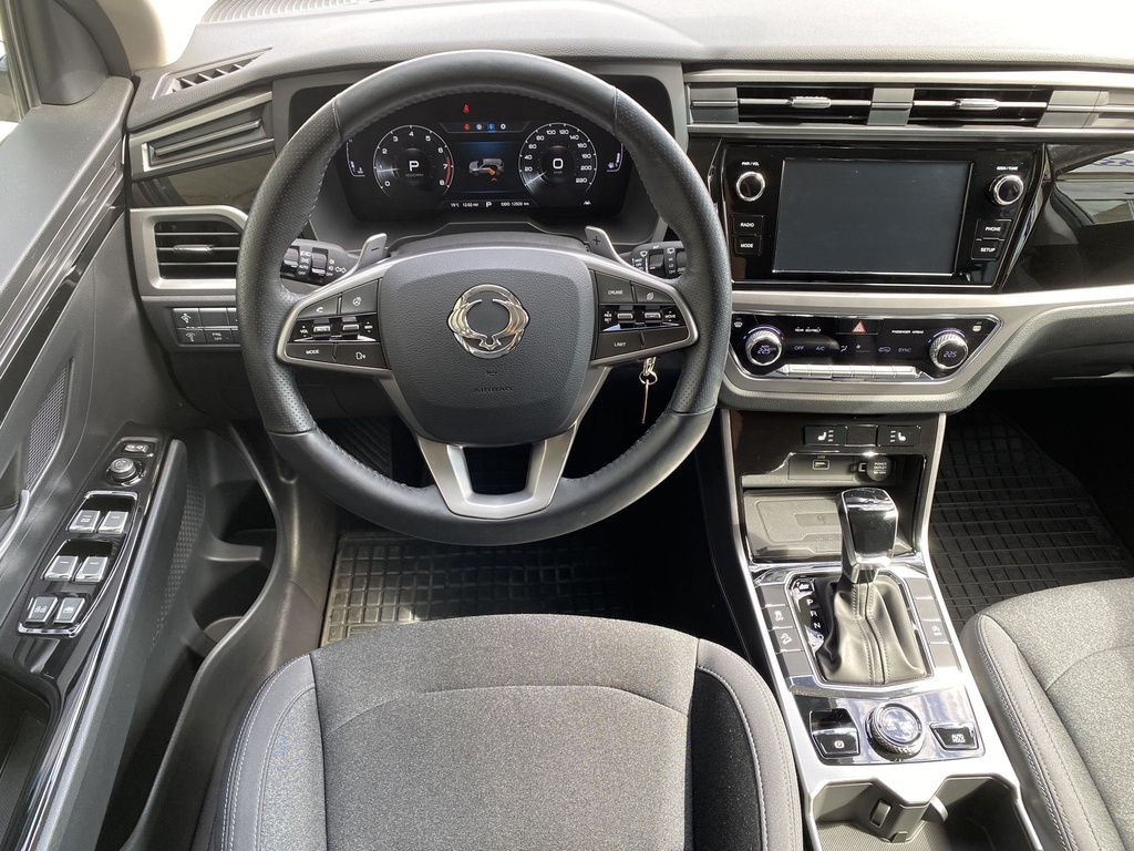 Ssangyong Korando 1.5 Turbo GDI Style + AWD, A/T, Mo.-i, 1 Tulajdonos, Gyári fényezés, Gyári garanciális. Téli-Nyári gumik felnin.