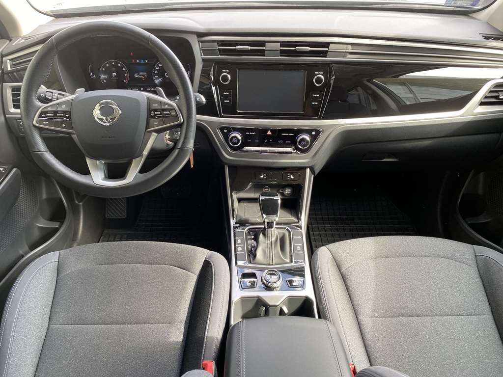 Ssangyong Korando 1.5 Turbo GDI Style + AWD, A/T, Mo.-i, 1 Tulajdonos, Gyári fényezés, Gyári garanciális. Téli-Nyári gumik felnin.