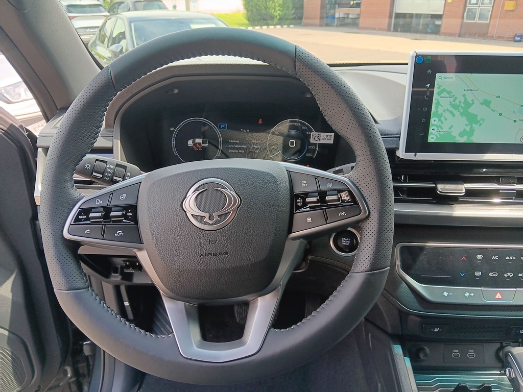 Ssangyong Musso Grand