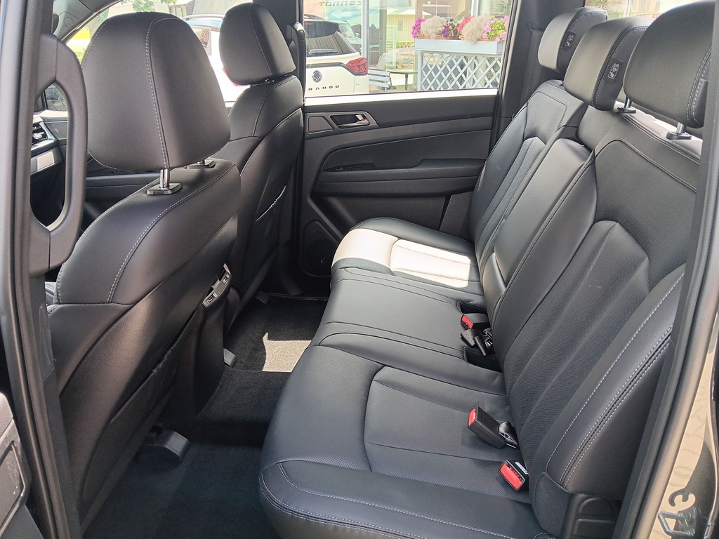 Ssangyong Musso Grand