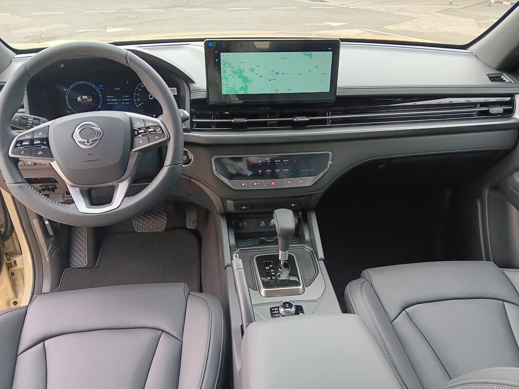 Ssangyong Musso Grand