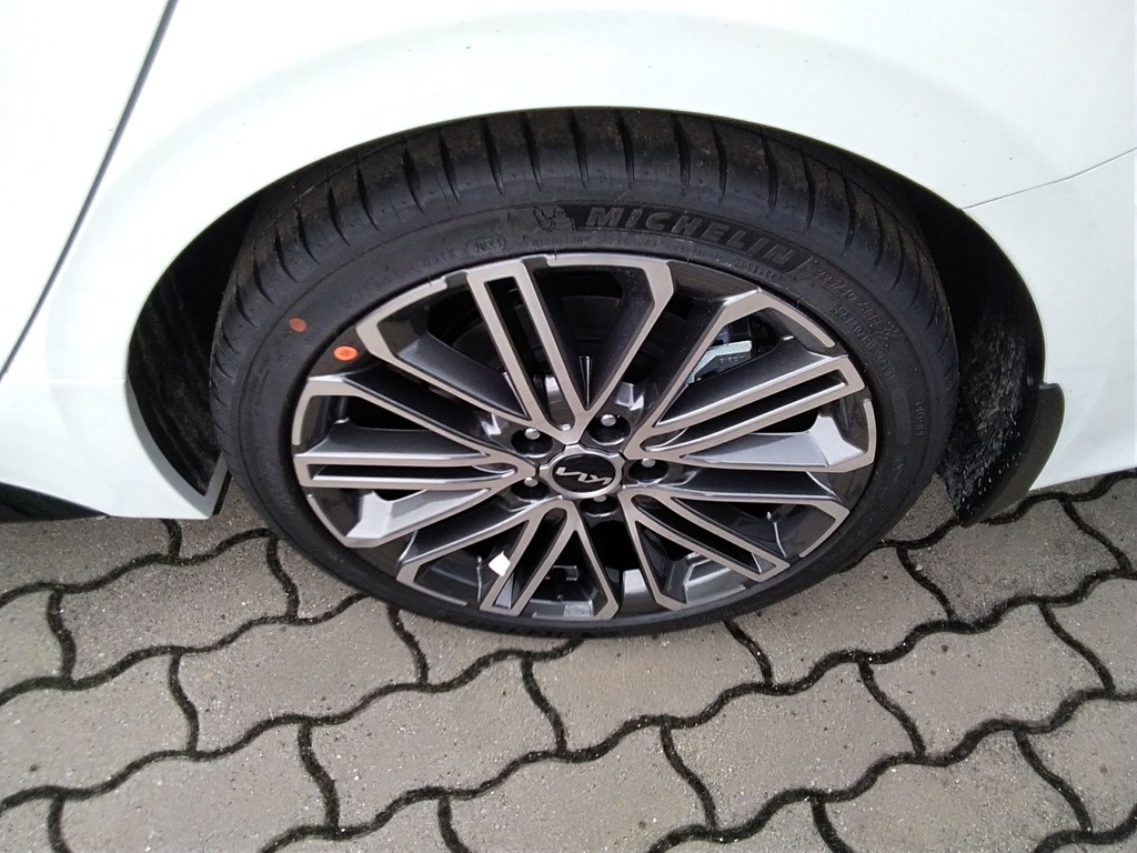KIA PROCEED 2025 ULTIMATE EDITION PLUS + ADA + AT 140T