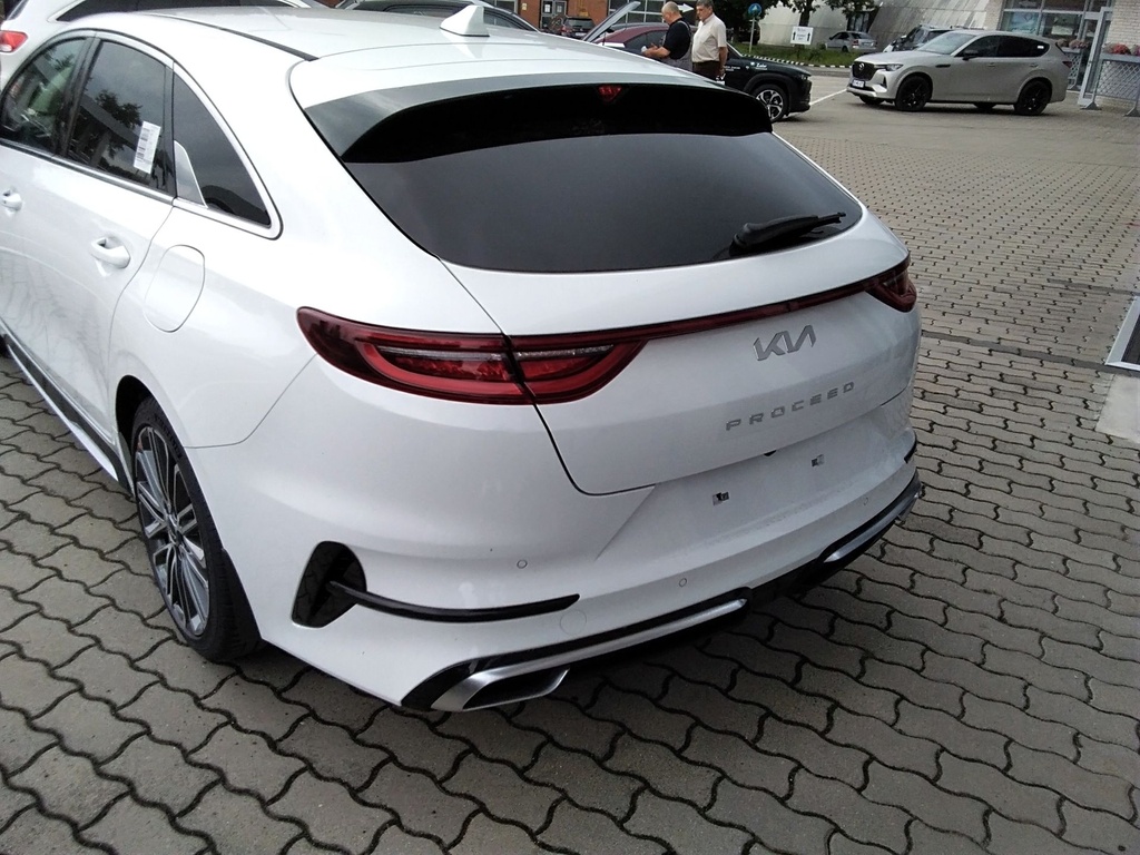 KIA PROCEED 2025 ULTIMATE EDITION PLUS + ADA + AT 140T