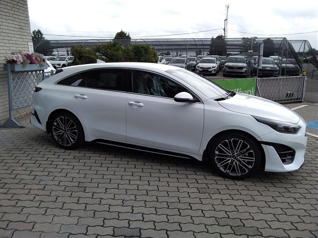 KIA PROCEED 2025 ULTIMATE EDITION PLUS + ADA + AT 140T