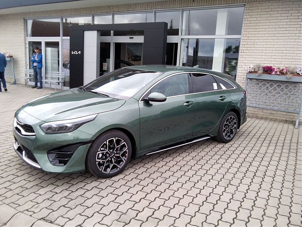 KIA PROCEED 2025 ULTIMATE EDITION 140T