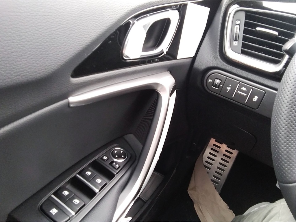 KIA PROCEED 2025 ULTIMATE EDITION 140T