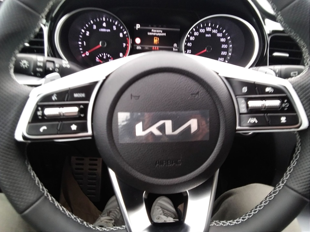 KIA PROCEED 2025 ULTIMATE EDITION 140T