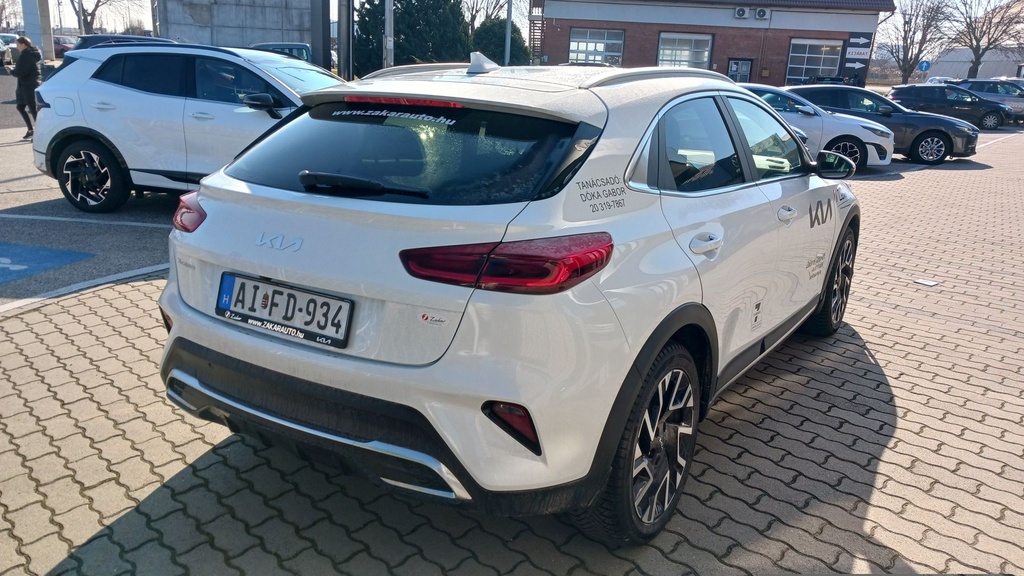 KIA XCEED 2025 X-GOLD 140T AT