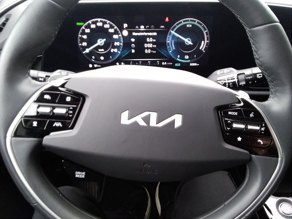 KIA NIRO 2024 HEV PLATINUM + KOMFORT