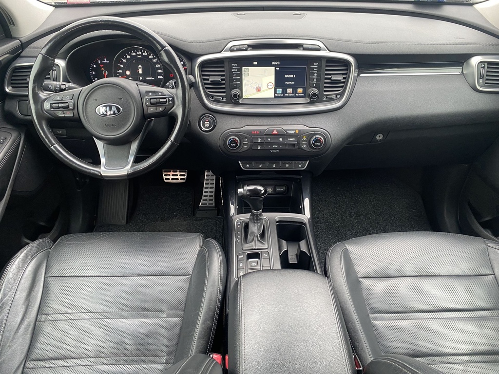 Kia Sorento 2.2CRDi EX Premium 4WD DCT, Vezetett szervizkönyv, Frissen szervizelt, Levehető vonóhorog! 