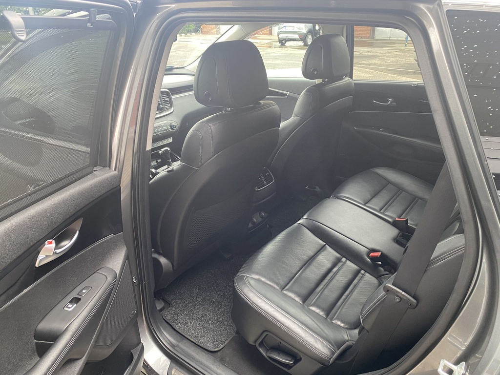 Kia Sorento 2.2CRDi EX Premium 4WD DCT, Vezetett szervizkönyv, Frissen szervizelt, Levehető vonóhorog! 