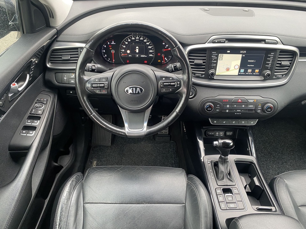 Kia Sorento 2.2CRDi EX Premium 4WD DCT, Vezetett szervizkönyv, Frissen szervizelt, Levehető vonóhorog! 