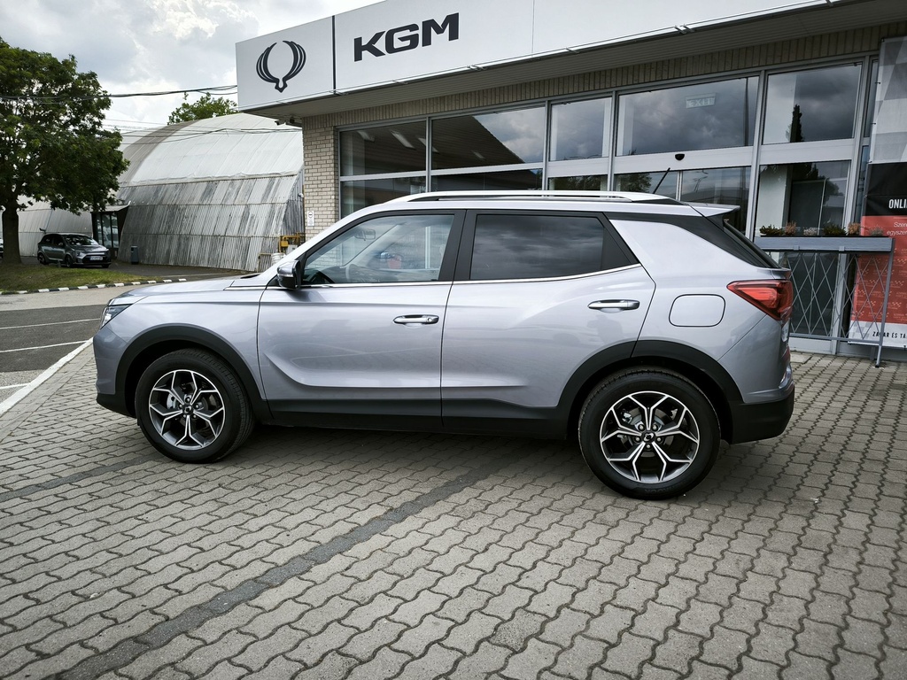 Ssangyong/KGM Korando 1.5 Turbo GDI Premium Plus AT Black Pack