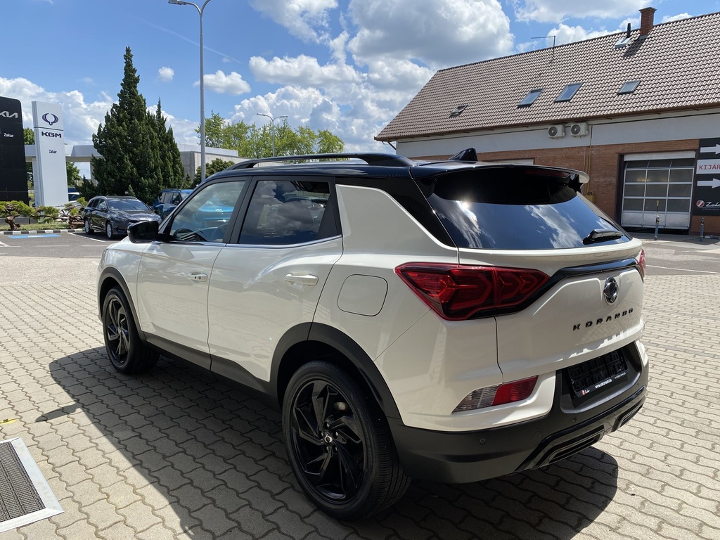 Ssangyong Korando 1.5 Turbo GDI Smart + Smart plusz + Black Pack, MT + , Mo.-i, 1Tulajdonos, Gyári fényezés, Gyári garanciális. 