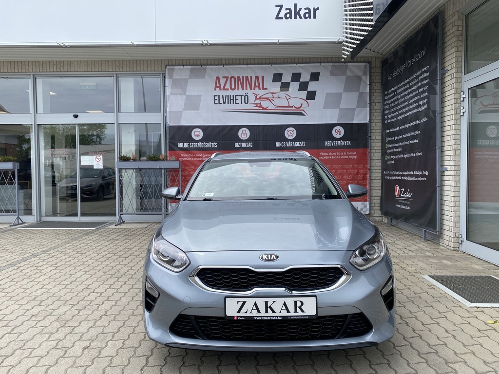 Kia Ceed SW 1,4 T-GDI Silver + Tolató, Gyári garanciális, téli-nyári gumik felnin! 