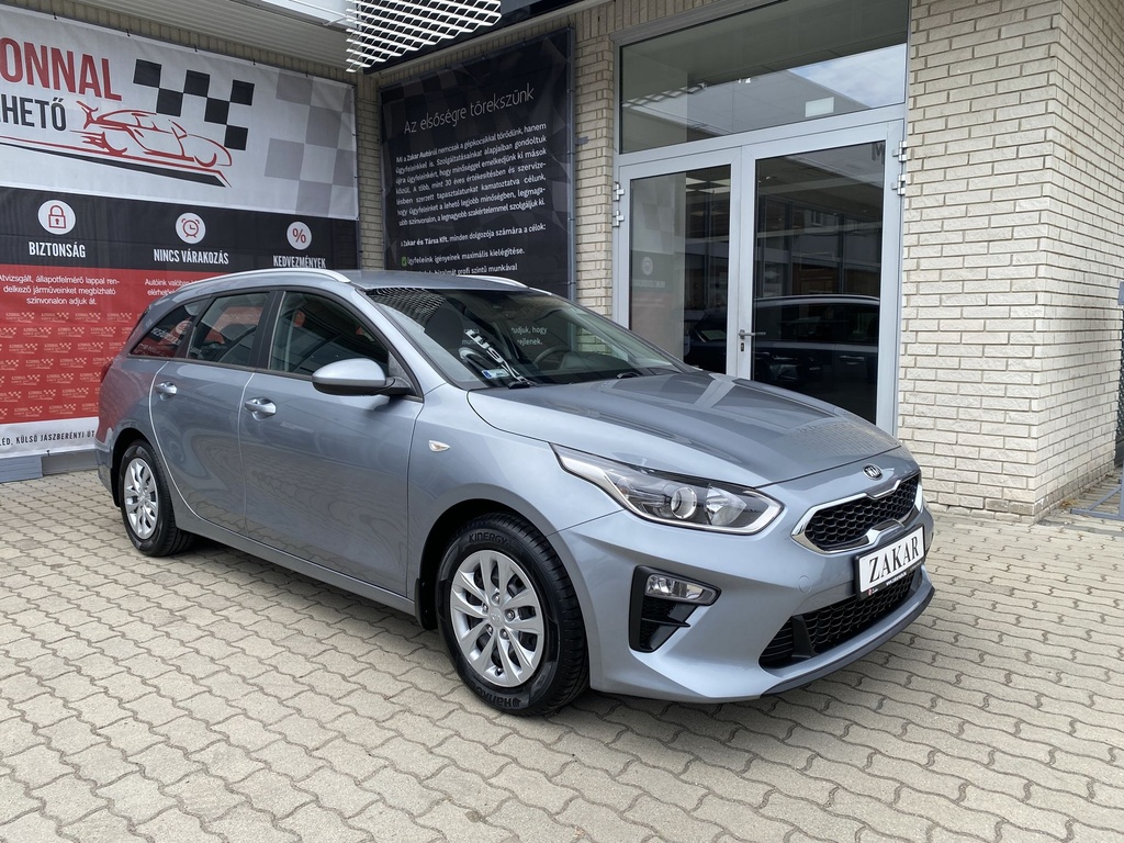 Kia Ceed SW 1,4 T-GDI Silver + Tolató, Gyári garanciális, téli-nyári gumik felnin! 