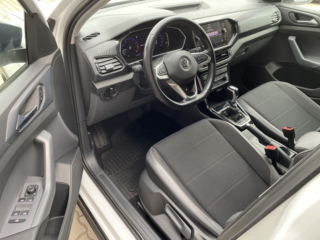 VW T-Cross 1.0 TSI Style DSG + Design Csomag. Mo.-i, 1Tulajdonos, Téli-Nyári gumik felnin.