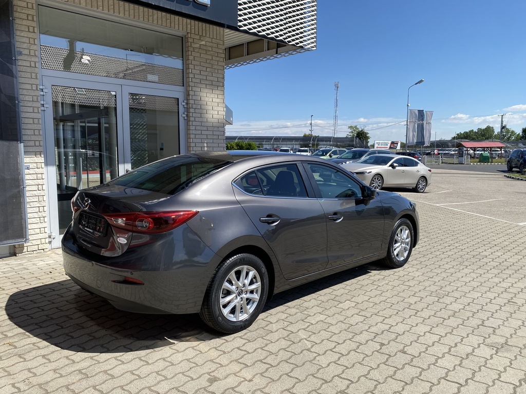 Mazda 3 Sedan, 2.0 Attraction. Mo.-i, 1Tulajdonos, Végig Mazdában szervizelt.