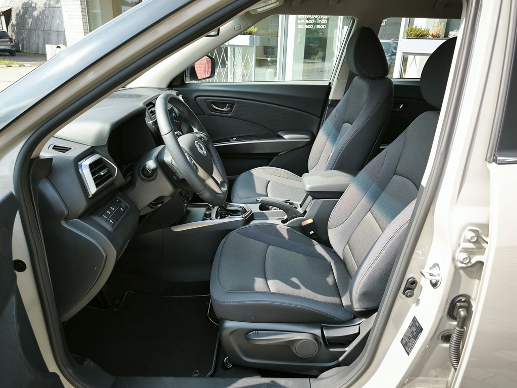 Ssangyong/KGM Tivoli 1.5 Turbo GDI Style AT + Tech + LED