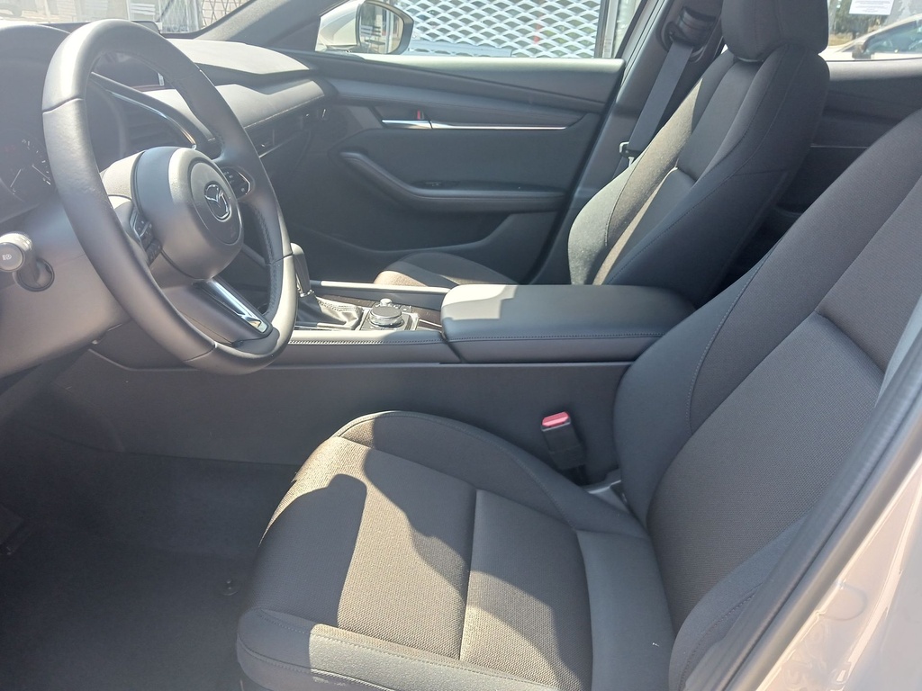 MAZDA 3 4SN 2.5L e-SKYACTIV G 140ps 6AT FWD Centre-Line