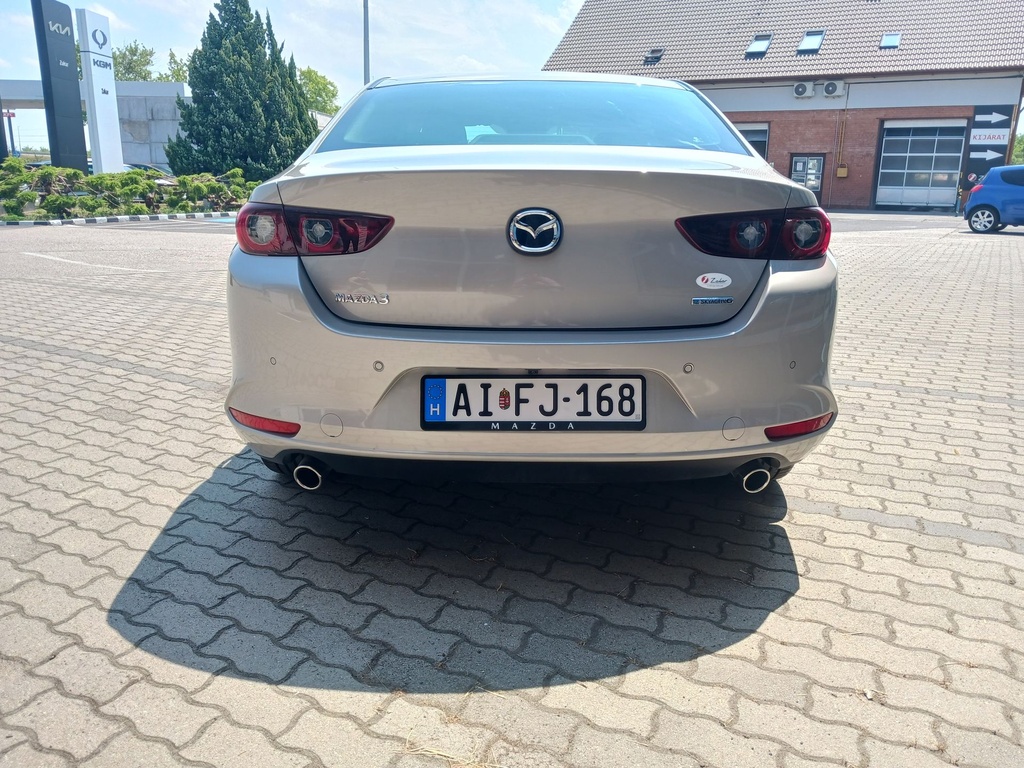 MAZDA 3 4SN 2.5L e-SKYACTIV G 140ps 6AT FWD Takumi