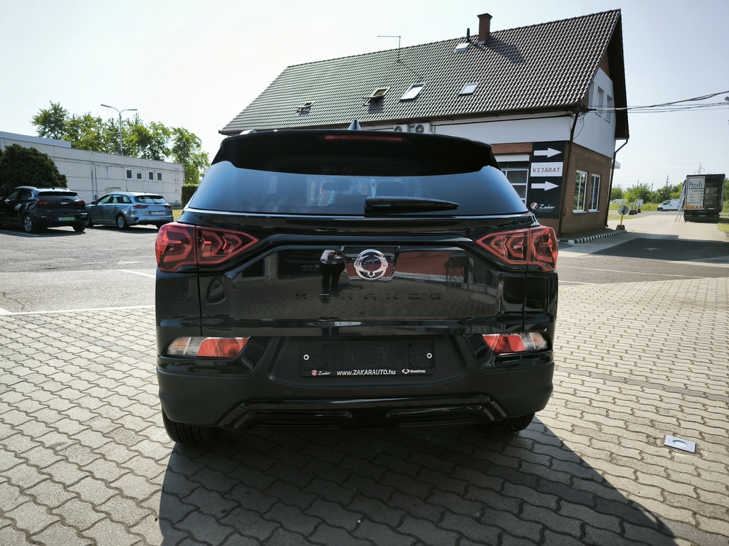 Ssangyong/KGM Korando 1.5 Turbo GDI Smart Plus AT Black Pack ACC világos szövettel - Készleten