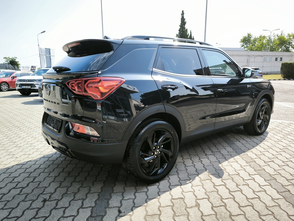 Ssangyong/KGM Korando 1.5 Turbo GDI Smart Plus AT Black Pack ACC világos szövettel - Készleten